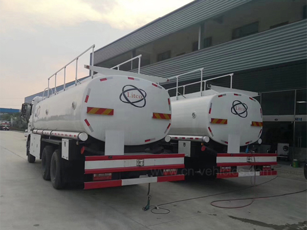 10000L 15000liters Gallons Fuel Delivery Truck Tanker Oil Diesel Engine Gasoline Refueled Truck With Nozzle