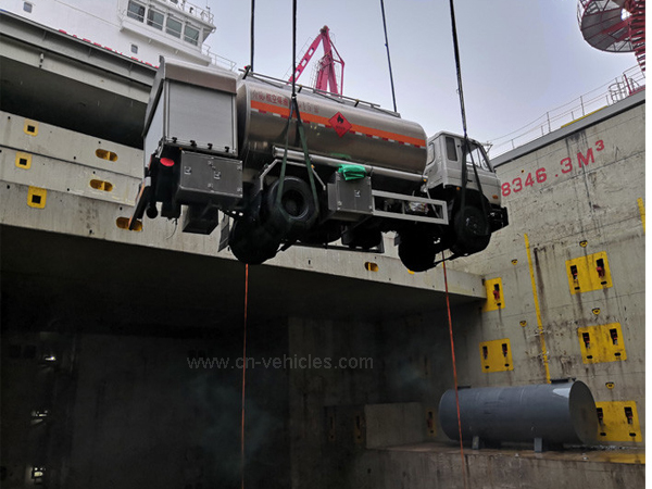 8 Tons 10cbm Dongfeng DFAC Fuel Delivery Tank Truck For Helicopter Aviation
