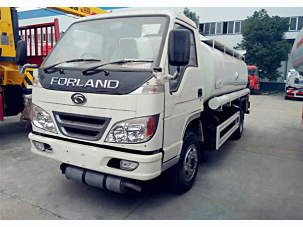 Forland 5cbm 6 wheels Rhd Fuel Oil Dispenser and Delivery Tank Truck Petrol Diesel Refueling Truck