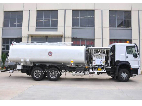  Howo Sinotruck 22CBM 15tons 18tons Aviation Kerosene Dispenser Refueling Truck