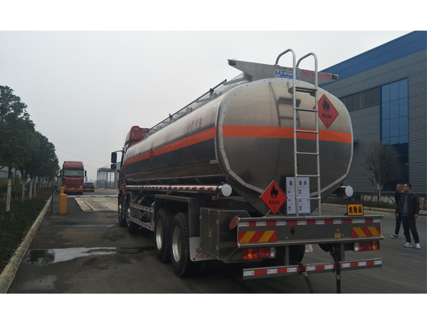FAW J6 30000liters Mobile Refueling Tanker Truck For Sales