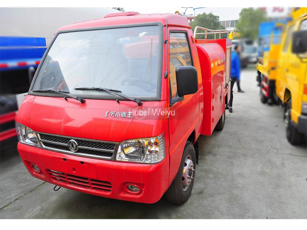 Dongfeng DFAC 1800 Liters to 2500 Liters Airfield Crash Fire Tenders Truck
