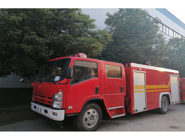 Isuzu 700p Double cab 6000 Liters Water Tanker Fire Fighting Truck 
