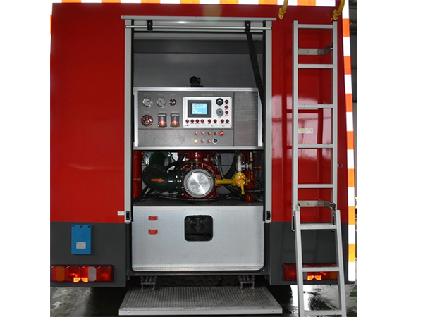 Sinotruck HOWO Compressed Air Water Foam a/B Fire Fighting Truck with 266HP Engine