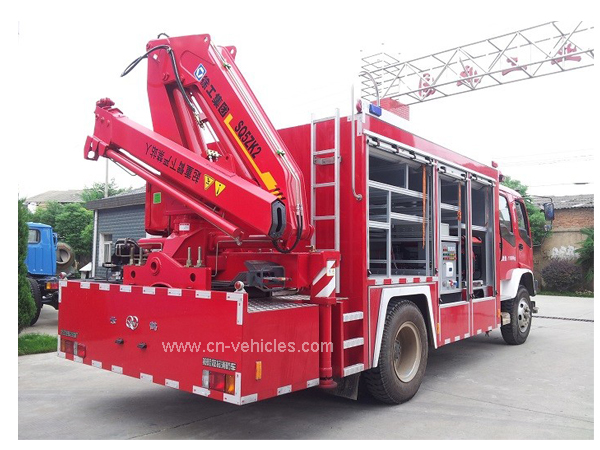 ISUZU FVR Emergency Fire Rescue Truck With 5 Tons XCMG Crane