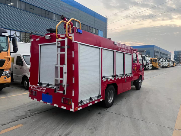 ISUZU 4000Liter Water Tanker Fire Fighting Truck Export to Bureau Of Fire Protection in Philippines 