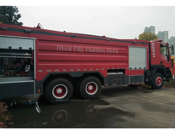 IVECO 12000liters Water Tanker with 4000 liters Foam Tanker 16000 liters Foam Tanker Foam Fire Fighting Truck 