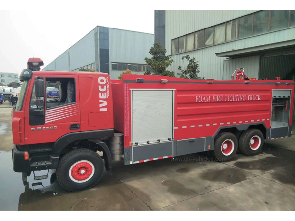 IVECO 12000liters Water Tanker with 4000 liters Foam Tanker 16000 liters Foam Tanker Foam Fire Fighting Truck 