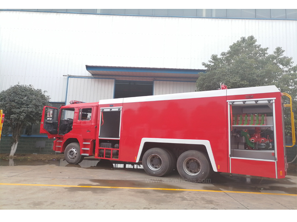 Shac Shacman F3000 12000L Water and 4000L Foam Tanker Fire Fighting Truck with English Operation Manuals