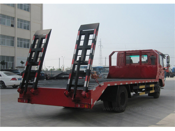 10 Ton Dongfeng Flatbed Truck For Excavator Transport