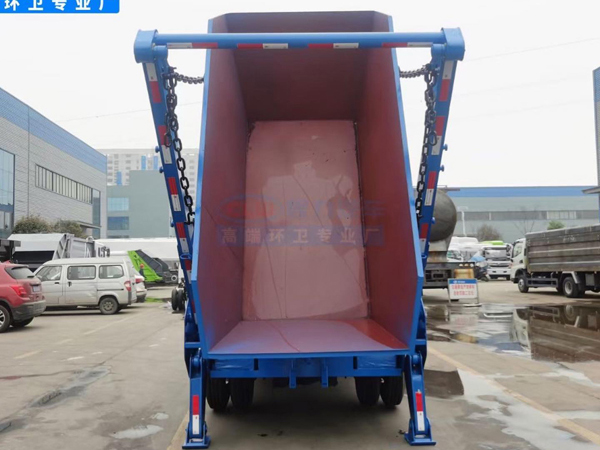 Dongfeng 3 Ton Skip Loader Swing Arm Garbage Truck With Bucket 