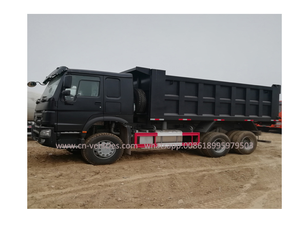 HOWO Sinotruck 371hp or 336hp Dumper Truck for Transport Quarry and Sand