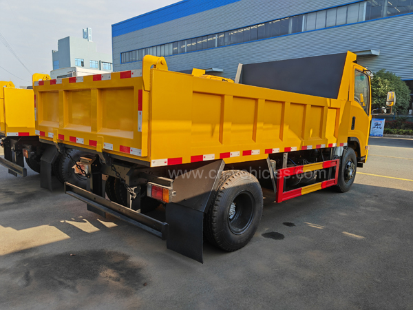 Isuzu 700p 4X2 190HP 8 Tons Small Dumper Tipper Dump Truck for Sale