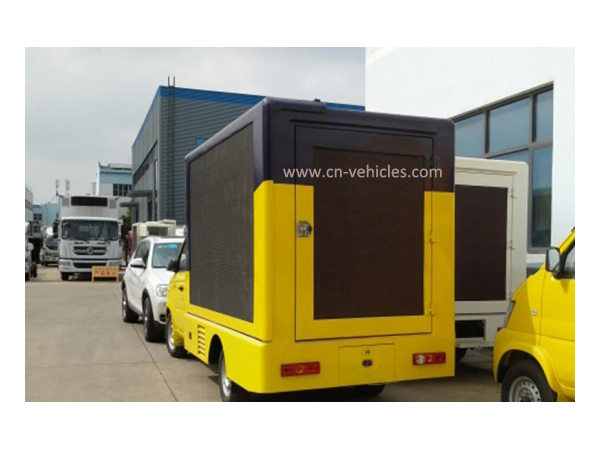 Foton P5 Outdoor Mobile Advertising Commercial Vehicle For Sales