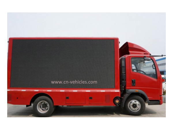 HOWO P6 Multiple Functional LED Media Advertising Truck For Export