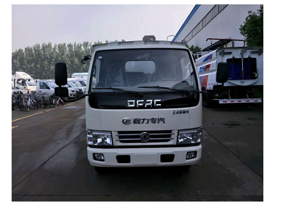 4000L Dongfeng Sweeper Truck Cleaning Road Vacuum Road Dust Suction Truck for Sale