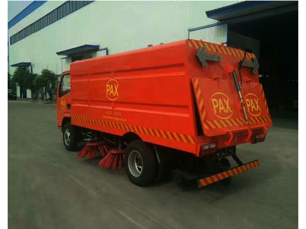 Dongfeng Rhd Sweeper Width 3.8m Road Sweeper Truck for Sales