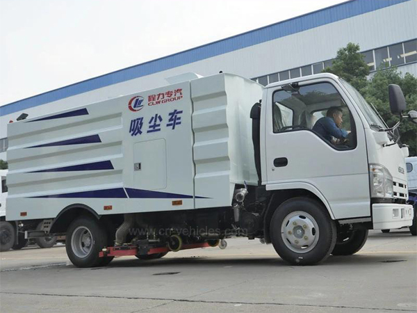 ISUZU 5m3 Stainless Steel Tanker Vacuum Sweeper Truck for Air Port Cleaning