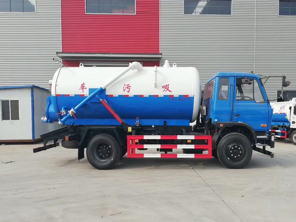 DFAC Dongfeng 14000 Liters  Sewage and Fecal Suction Truck with Vacuum Pump