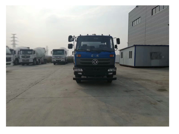 DFAC Dongfeng 14000 Liters  Sewage and Fecal Suction Truck with Vacuum Pump