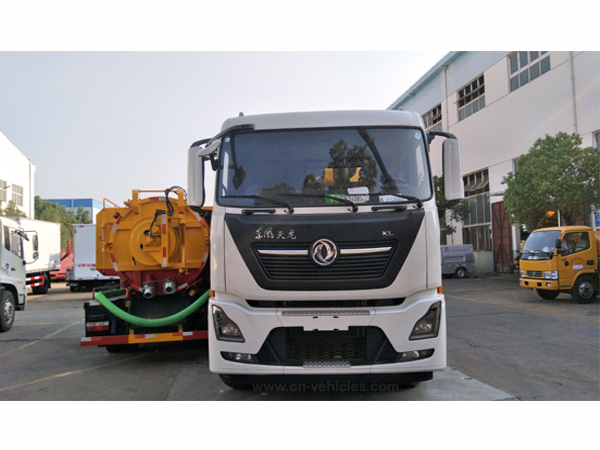 Dongfeng Cummis Engine 22cbm Septic Sewer Truck  With Vacuum Tanker For Sale
