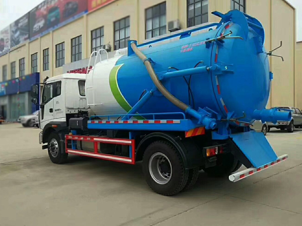 Foton 8000 Liters Suction Vacuum Sewer VAC 6 Wheel Trucks For Sales