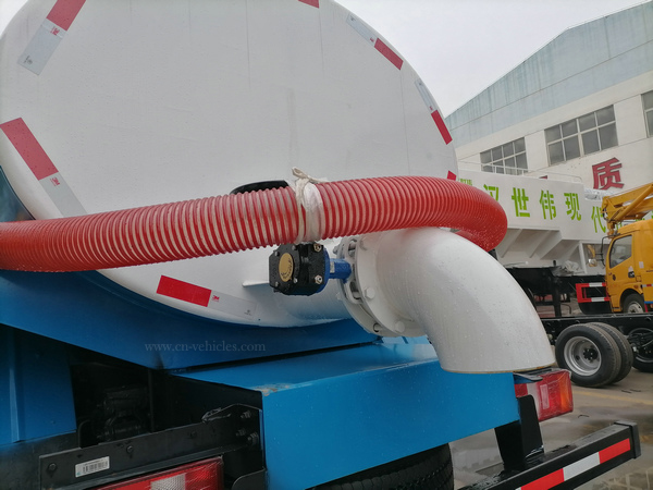 Sinotruk howo 5 Cubic Meter Fecal Suction Truck For Sales