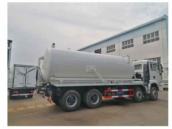 Shacman H3000 16000 liters to18000 Liters Septic Vacuum Tank Tankers Truck For Sales