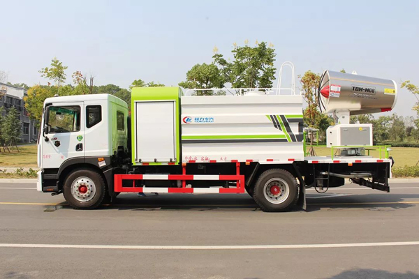 Dongfeng dfac 10000 liters capacity 80m Cannon City Disinfection vehicles with Cummis Engine