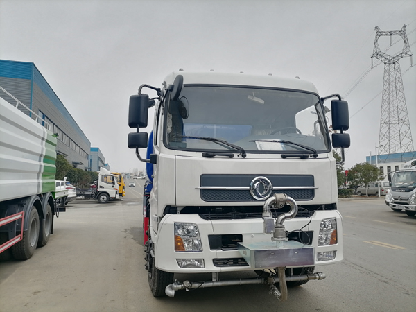 Dongfeng KR 16000liter Water Tanker Sprinkler Truck