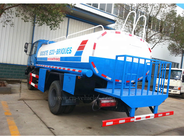 Dongfeng Left Hand Drive 12000 Liters Drinking Water Carrier Truck 3000 Gallon