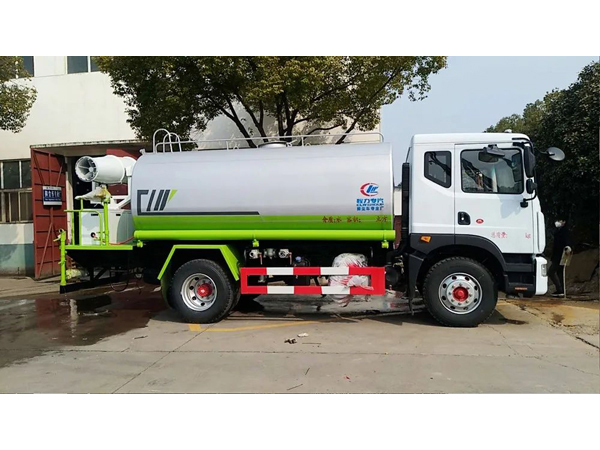 Dongfeng dfac 12000 liters capacity 30m Cannon City Disinfectant Truck with Cummis Engine