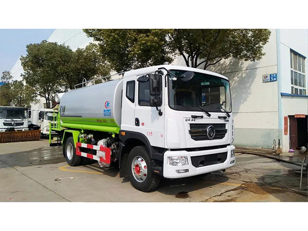 Dongfeng dfac 12000 liters capacity 30m Cannon City Disinfectant Truck with Cummis Engine