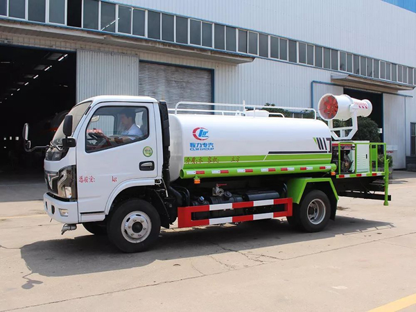 Dongfeng dfac 5000liters capacity 30m Cannon City Disinfectants truck with Yuchai Engine