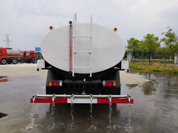 ISUZU Elf LHD 8 Cubic Meters 8m3 8ton 8000L Drink Water Transport Truck With Liquid Lever