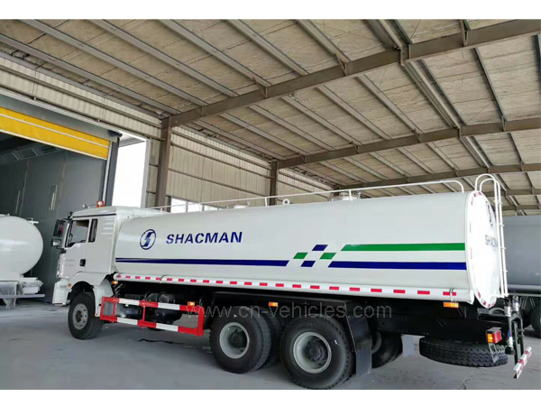 Shacman Shac H3000  25cbm 304-2B Stainless Steel Drink Water Transport Tanker Truck