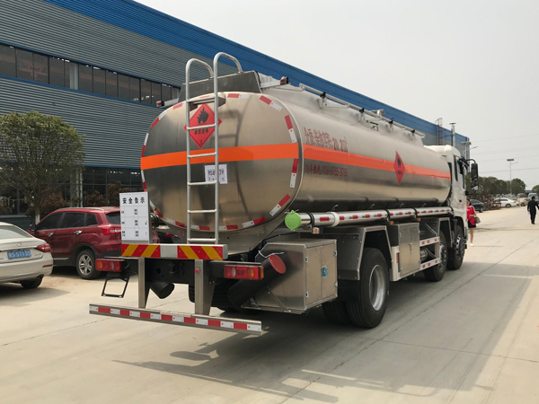 Dongfeng DFAC 20 Ton 20000 Liters Aluminum Diesel Tanker Truck