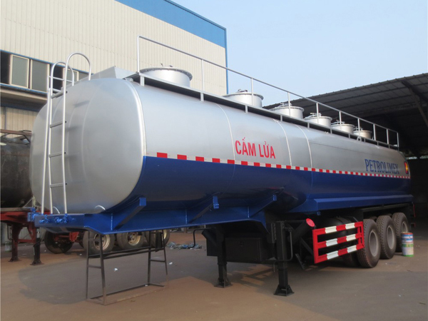 45000liters Carton Steel 3 Fuwa Axle 6 compartment Fuel Oile Tanker Semi Trailer With Jost loading legs and Kingpin