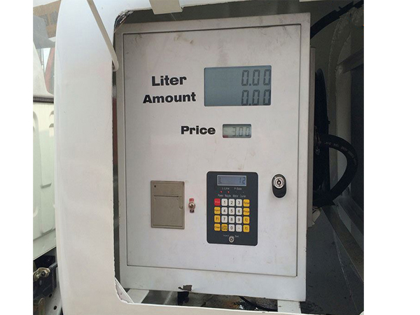 4000L JAC Gasoline Loading Truck Refueling Tank Truck for Sale