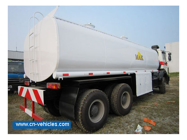 North BENS BEIBEN 25000 Liter Oil Fuel Tanker Transport Delivery Truck