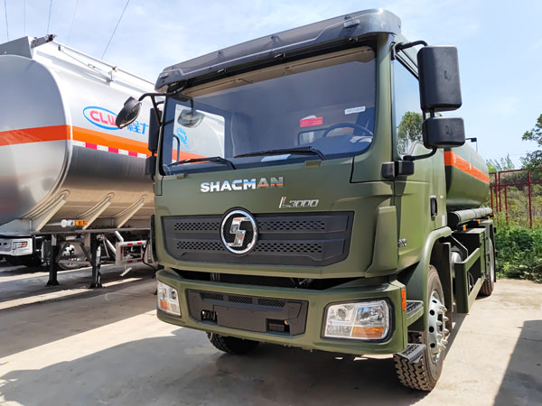Shacman L3000 10000 Liters Refuel Fuel Tanker Truck With Dispenser 