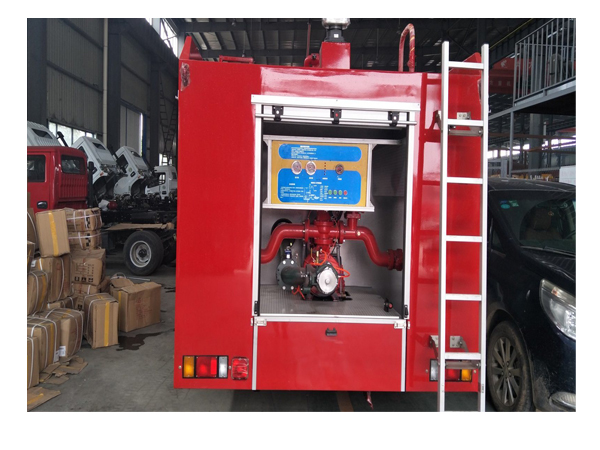 Isuzu FTR 8000cbm Foam Fire Fighting Truck for Sale
