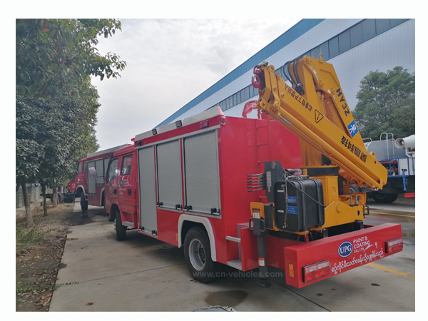 Dongfeng DFAC Fire Rescue Truck With Electric Winch and 3 Ton Crane We Export To Burma