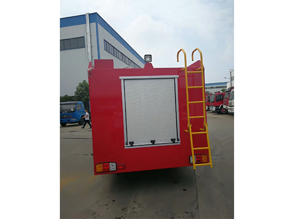 Forland Double Cab LHD or RHD 140hp 16000 Liters Foam Fire Flighting Truck For Sales