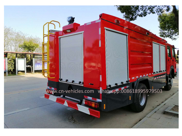 HOWO Sinotruck 9000 Liters Foam and Water Fire Flighting Truck For Sales