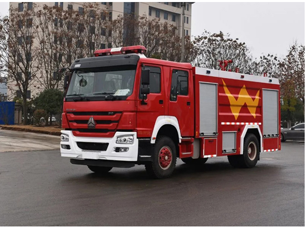 10000L Sinotruk HOWO Heavy Duty Water Foam Tank Fire Rescue Fighting Truck Fire Engine