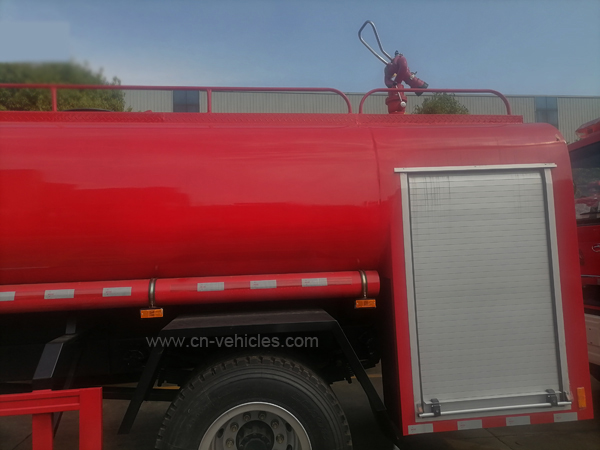 HOWO 6000 Liter Fire Water Tank Truck 