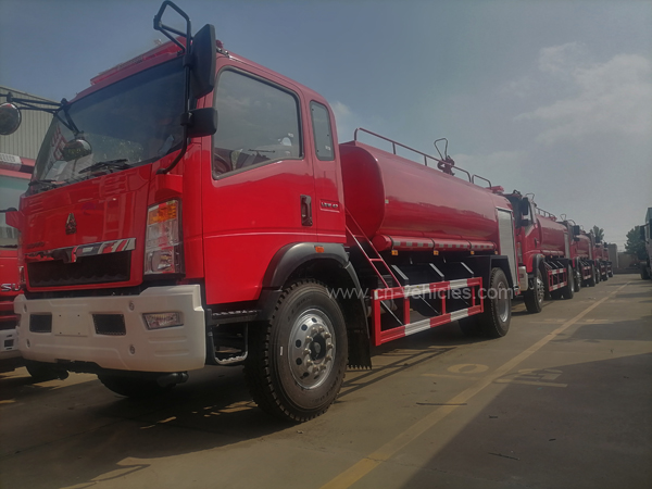HOWO 6000 Liter Fire Water Tank Truck 