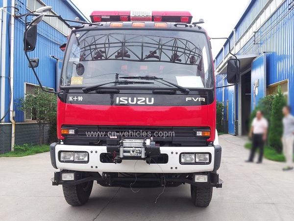 ISUZU FVR Emergency Fire Rescue Truck With 5 Tons XCMG Crane