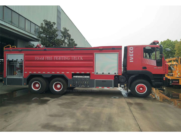 IVECO 12000liters Water Tanker with 4000 liters Foam Tanker 16000 liters Foam Tanker Foam Fire Fighting Truck 